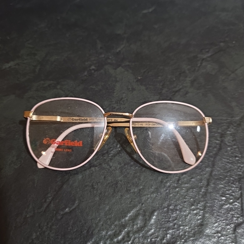 Kids Eyeglasses Garfield 916 Vintage Girls Metal Fashion Frame Gold Pink 49 NOS